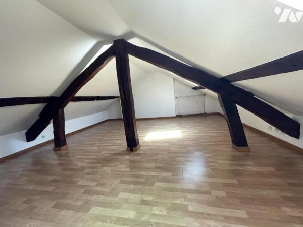 Duplex de 105 m² avec pièce de vie de 52 m²