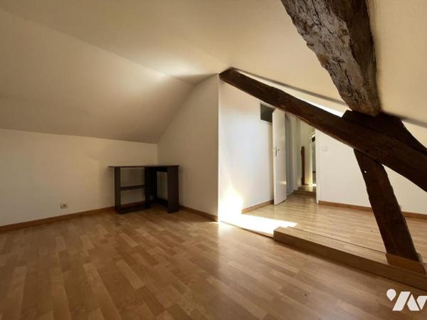 Duplex de 105 m² avec pièce de vie de 52 m²