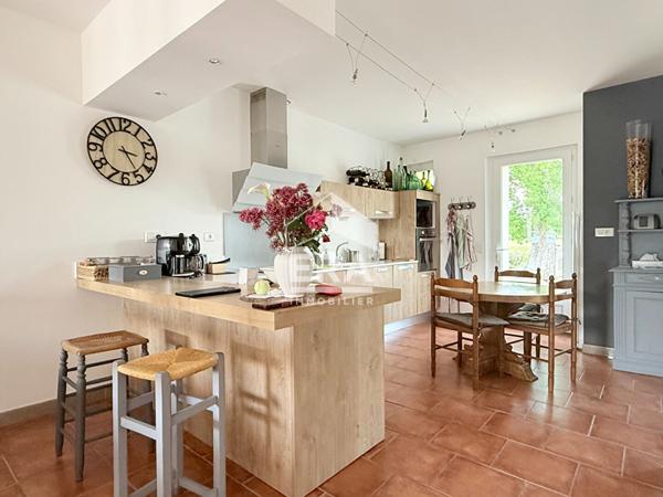 Maison 7 pièces située à Condom