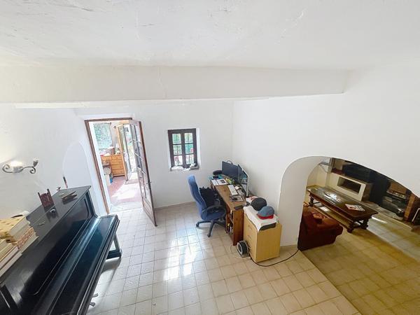 Plan de Grasse - 10 pièces, 170 m², terrain de 350 m2 proche tous commerces