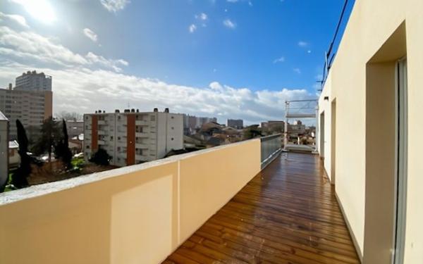 Appartement à vendre    3 pièces • 60,21 m2 Toulouse