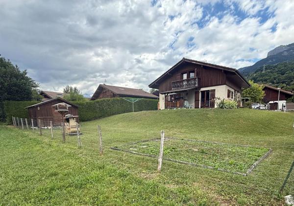 PASSY PLAINE Maison 105 M2 sur 740 M2 de terrain , 420 000 euros