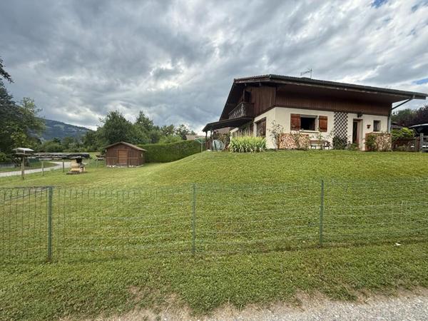 PASSY PLAINE Maison 105 M2 sur 740 M2 de terrain , 420 000 euros