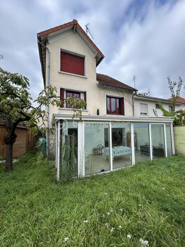 Maison de ville de 150 m²