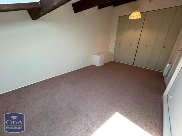 Appartement à louer 3 pièces 86.72m² Six-Fours-les-Plages (83140)