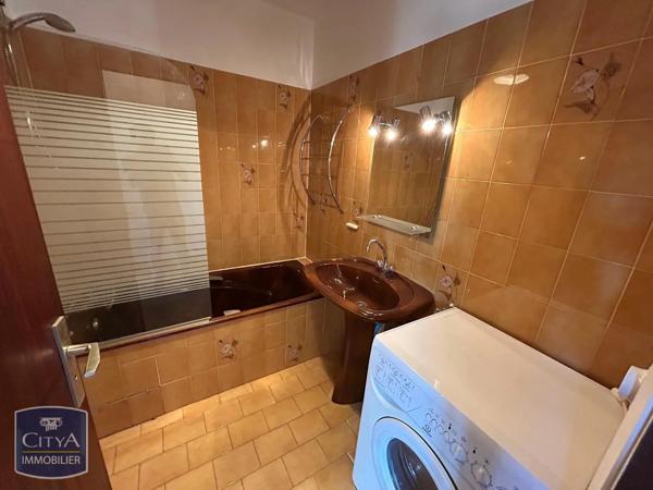 Appartement à louer 3 pièces 86.72m² Six-Fours-les-Plages (83140)