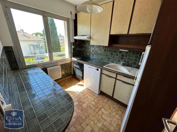 Appartement à louer 3 pièces 86.72m² Six-Fours-les-Plages (83140)