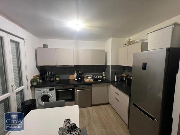 Appartement à louer 3 pièces 65.77m² Dijon (21000)