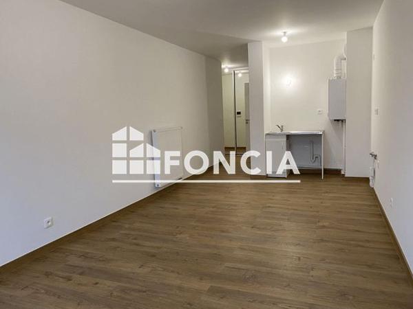 Location Studio 32.6 m² - 59 AVENUE DU MARECHAL FOCH Neuilly-plaisance 93360
