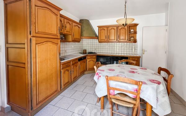 Maison à vendre    4 pièces • 122 m2 Saint-Priest-Taurion