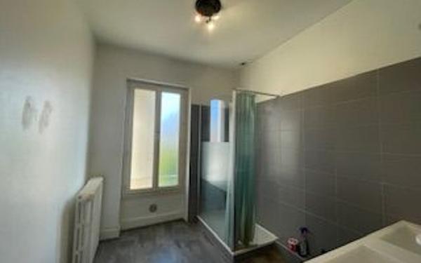 Maison à louer    4 pièces •  Agen