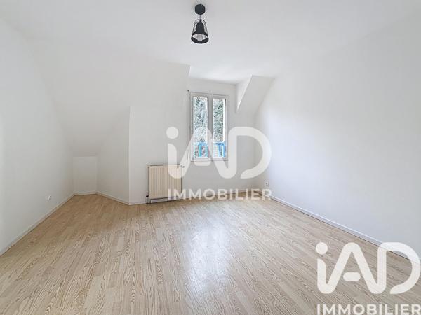 Maison à vendre 6 pièces 124 m² Jouy-le-Moutier