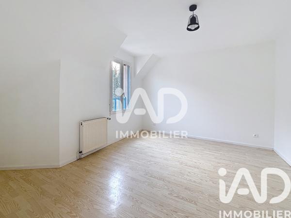 Maison à vendre 6 pièces 124 m² Jouy-le-Moutier