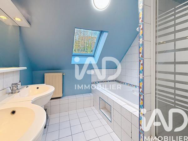 Maison à vendre 6 pièces 124 m² Jouy-le-Moutier