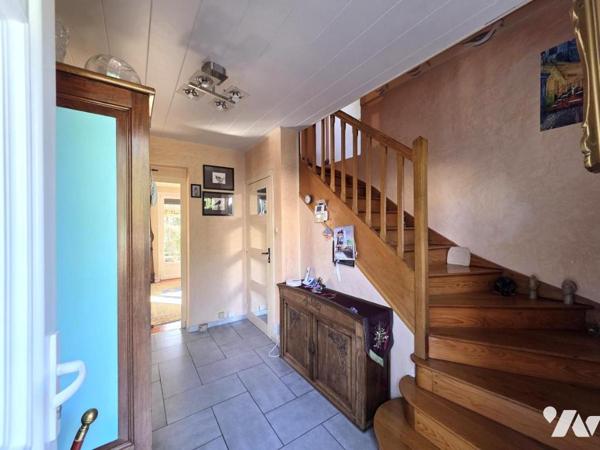 Maison individuelle sur terrain clos et arboré