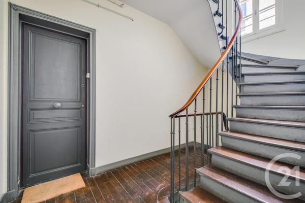 Appartement F2 à vendre  2 pièces - 39,91 m 2   PARIS  - 75015