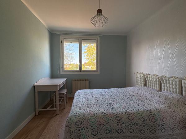 Maison Surgeres 7 pièce(s) 175 m2