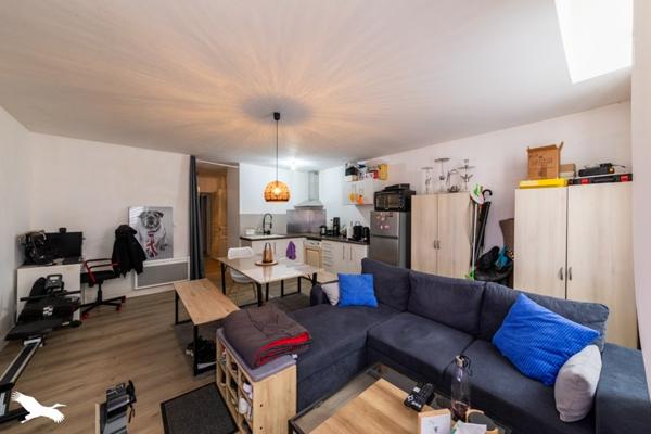 Immeuble à vendre |  Valence |  714 m²