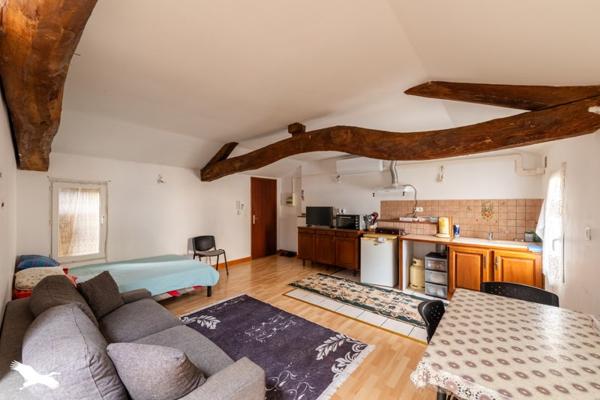 Immeuble à vendre |  Valence |  714 m²