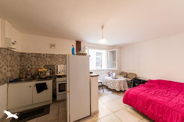 Immeuble à vendre |  Valence |  714 m²