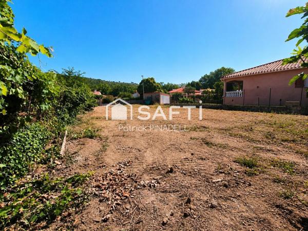 Terrain constructible de 450m², viabilisé