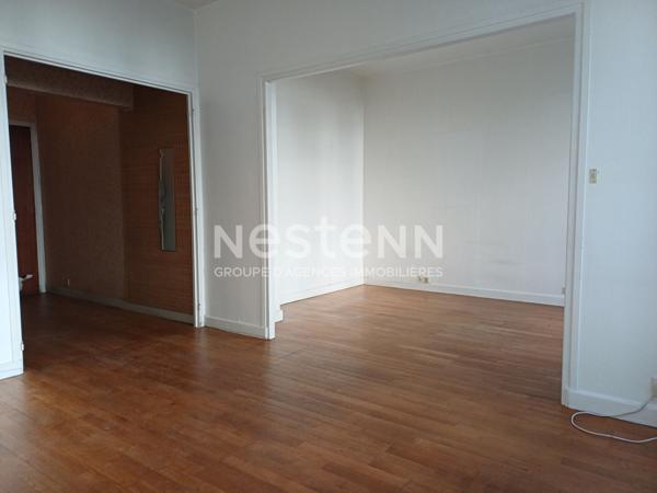 Résidence Anne de Bretagne, Appartement T2 , à deux pas du centre et de la gare
