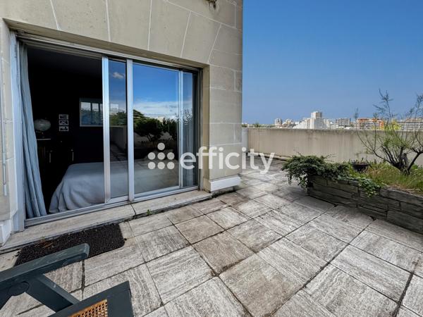 Appartement
         5 pièces
        - 143 m² Bien prestige 520 000 € *