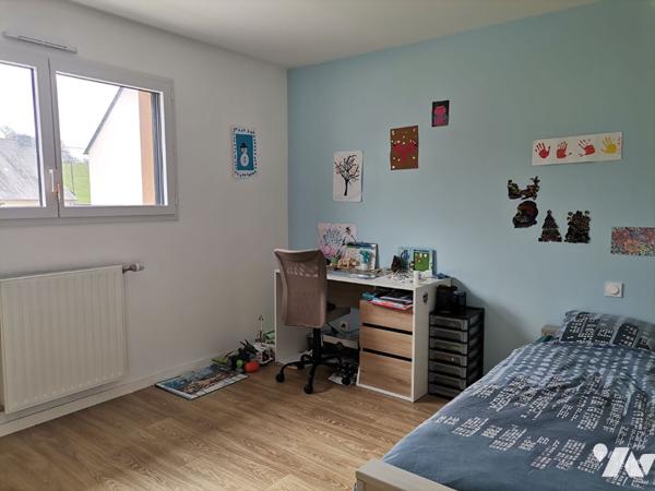 BREAL SOUS MONTFORT, maison de 157 m² hab. avec pîscine chauffée