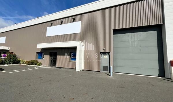 A LOUER : LOCAL D'ACTIVITÉ D'ENVIRON 500 M² AVEC STATIONNEMENTS PRIVATIFS - ZONE INDUSTRIELLE SUD LE MANS (72)