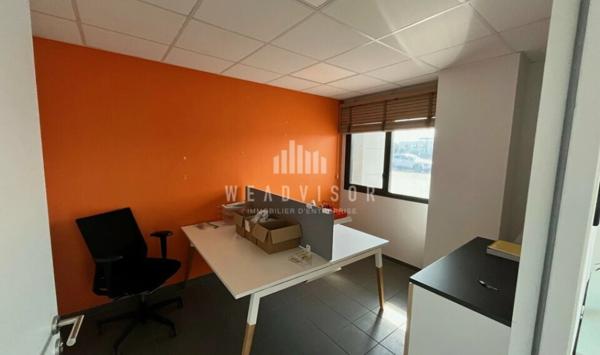 A LOUER : LOCAL D'ACTIVITÉ D'ENVIRON 500 M² AVEC STATIONNEMENTS PRIVATIFS - ZONE INDUSTRIELLE SUD LE MANS (72)