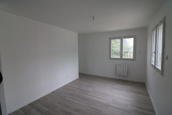 Location maison Grand-Couronne - 7 pièce(s) - 140 m² - 1 700 €/mois