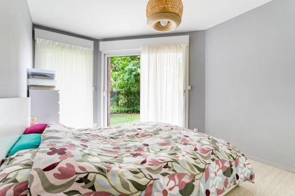Appartement
         4 pièces
        - 80 m² Exclusivité 155 000 € *