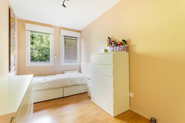 Appartement
         4 pièces
        - 80 m² Exclusivité 155 000 € *