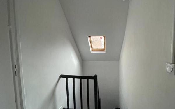 Immeuble à vendre    7 pièces • 190 m2 Amiens