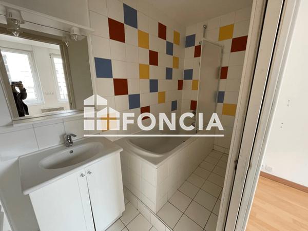 Location Appartement 3 pièces 54.76 m² - 20 RUE HAMON Caen 14000