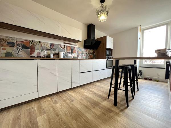 Appartement 5 pièces 105.51 m2