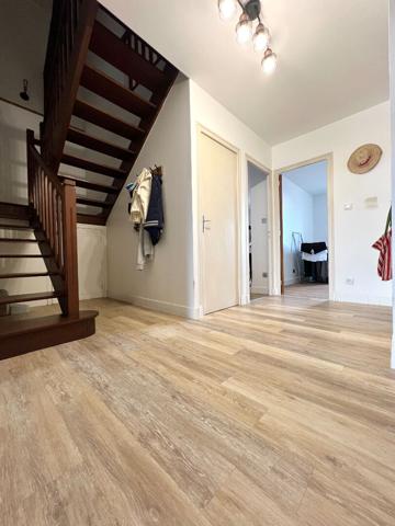 Appartement 5 pièces 105.51 m2