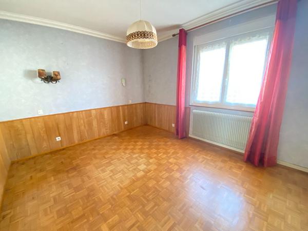 Maison - 5 pièces - 106 m²