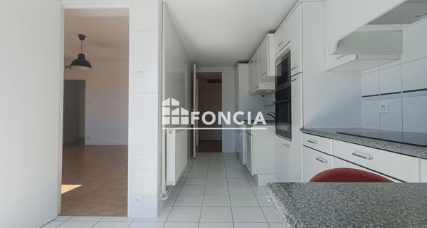 À vendre Appartement 3 pièces 77 m² - Grenoble 38000