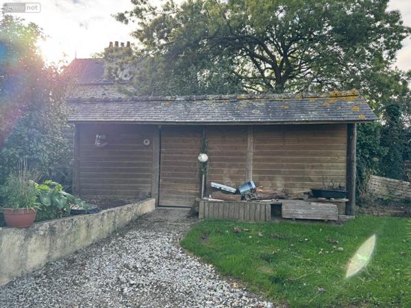 Maison à vendre à Pont-de-Buis-lès-Quimerch dans le Finistère (29590), ref : 1001382   
Centre ville