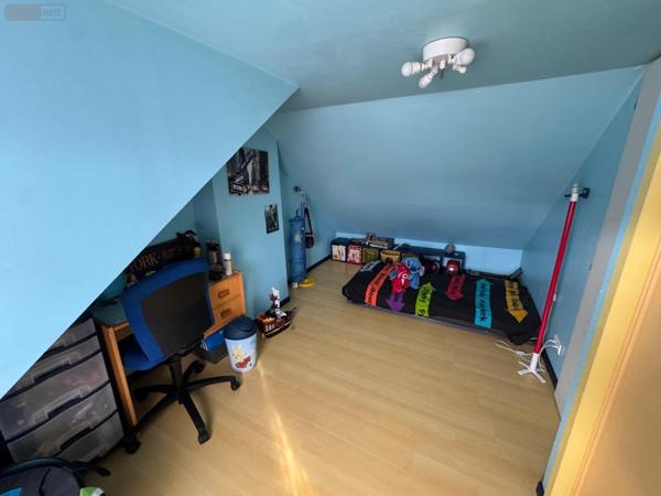 Maison à vendre à Pont-de-Buis-lès-Quimerch dans le Finistère (29590), ref : 1001382   
Centre ville