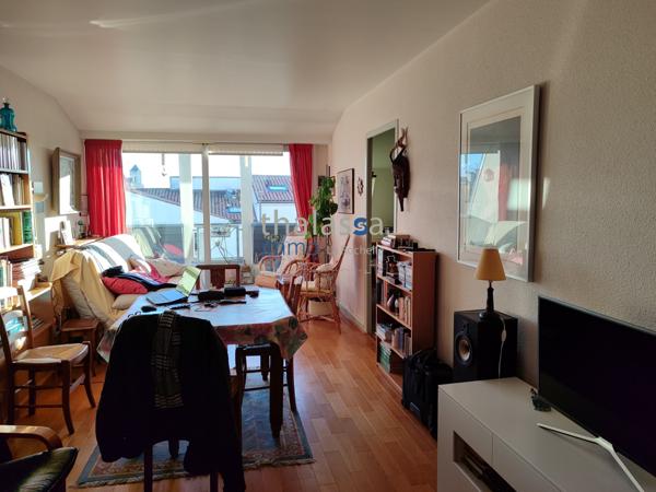 DERNIER ETAGE – Appartement 3 Pièces avec Balcon et Parking – La Rochelle Centre La Rochelle (17000)