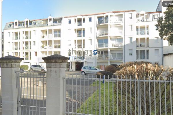DERNIER ETAGE – Appartement 3 Pièces avec Balcon et Parking – La Rochelle Centre La Rochelle (17000)