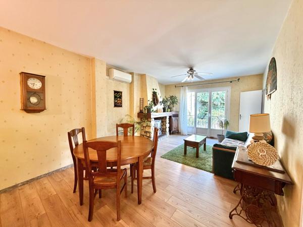 Maison de Ville avec Jardin - Garage - chambre d'hôtes