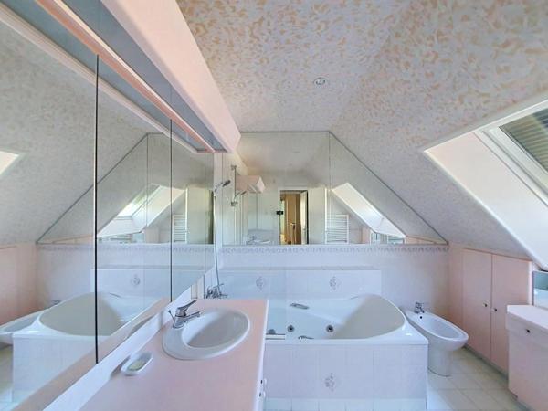 EXCLUSIVITÉ CAUDAN : Belle maison familiale au cœur de Caudan