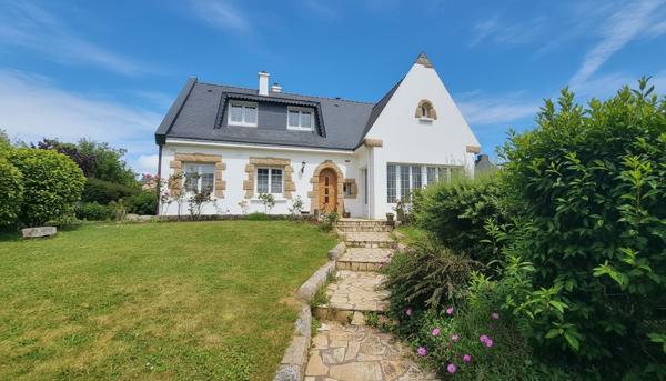 EXCLUSIVITÉ CAUDAN : Belle maison familiale au cœur de Caudan