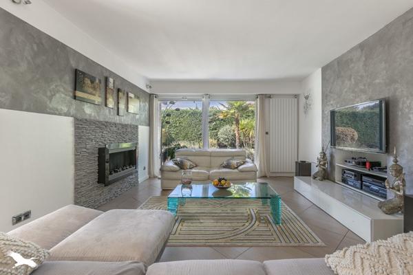 Maison à vendre |  Saint-Jean-d'Illac |  5 pièces | 152 m²