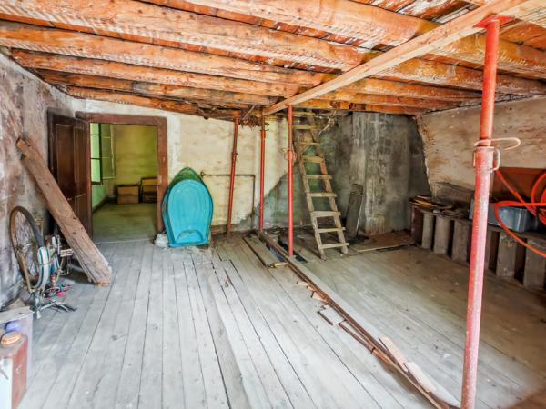 Ancienne ferme à rénover - Pour investisseurs ou projet familial
