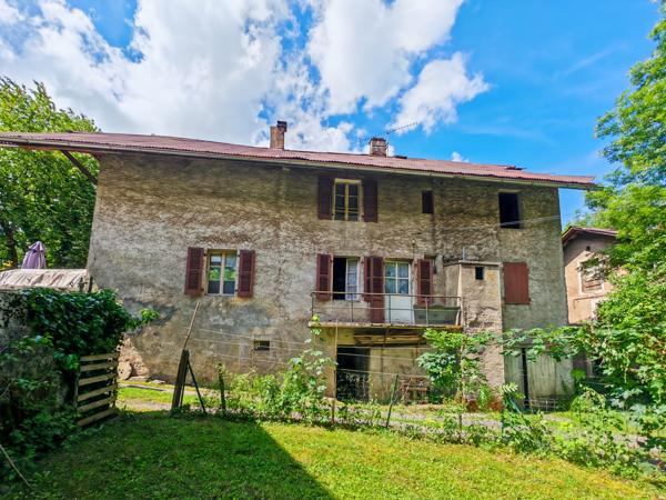 Ancienne ferme à rénover - Pour investisseurs ou projet familial