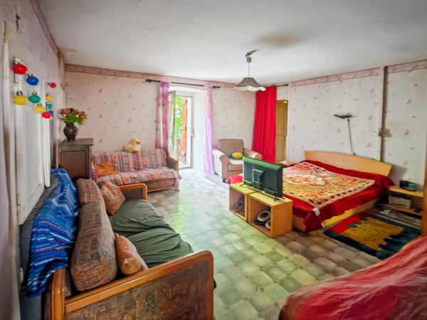 Ancienne ferme à rénover - Pour investisseurs ou projet familial
